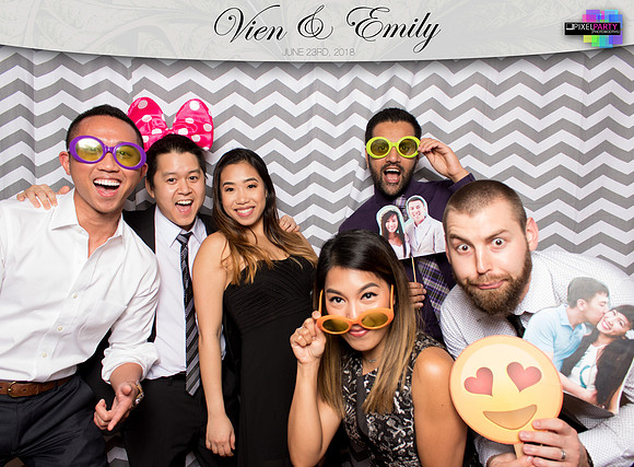 50415 - Emily + Vien Wedding Photobooth 2018