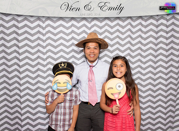 50100 - Emily + Vien Wedding Photobooth 2018