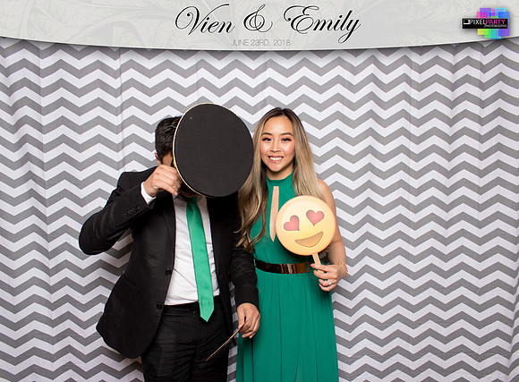 50166 - Emily + Vien Wedding Photobooth 2018