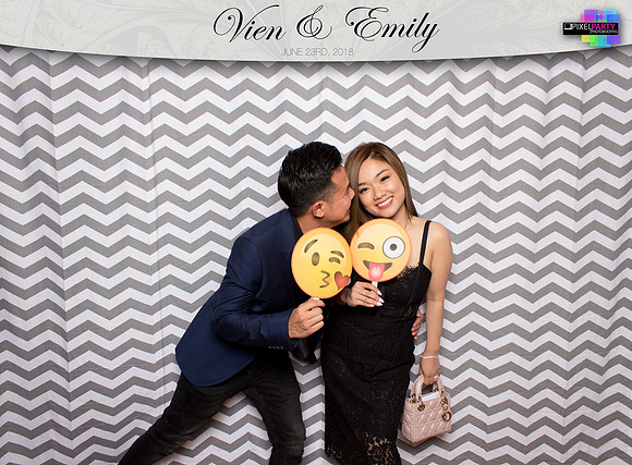 50256 - Emily + Vien Wedding Photobooth 2018