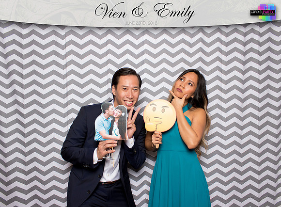 50138 - Emily + Vien Wedding Photobooth 2018