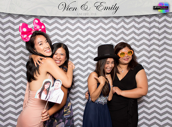 50170 - Emily + Vien Wedding Photobooth 2018