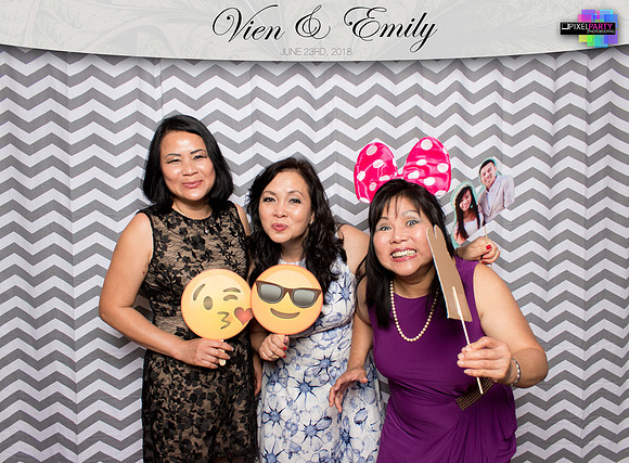 50007 - Emily + Vien Wedding Photobooth 2018