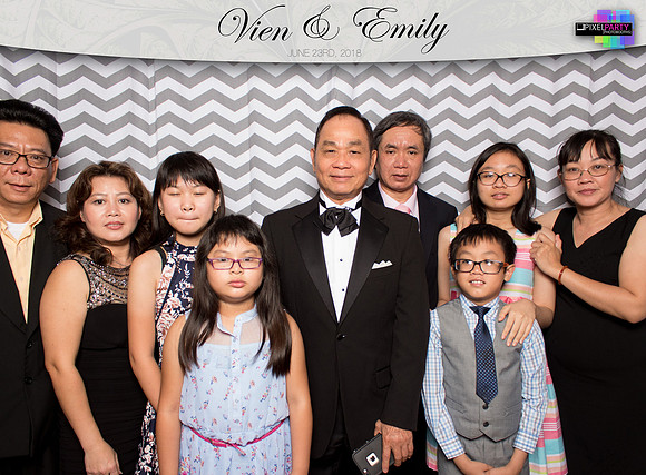 50276 - Emily + Vien Wedding Photobooth 2018