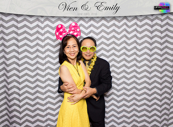 50086 - Emily + Vien Wedding Photobooth 2018