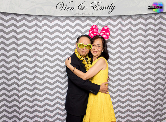 50085 - Emily + Vien Wedding Photobooth 2018
