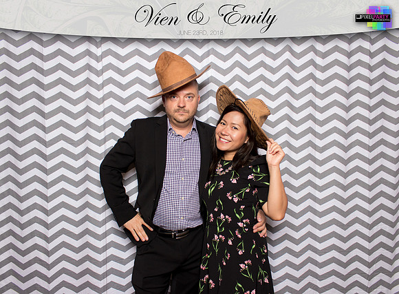 50133 - Emily + Vien Wedding Photobooth 2018