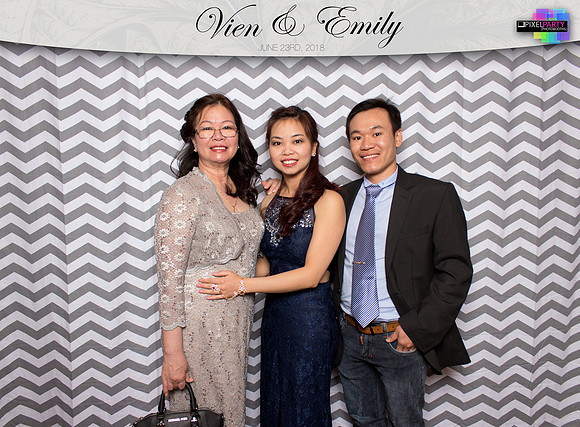 50030 - Emily + Vien Wedding Photobooth 2018