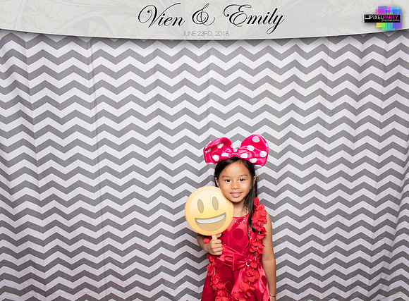 50141 - Emily + Vien Wedding Photobooth 2018