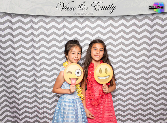 50355 - Emily + Vien Wedding Photobooth 2018