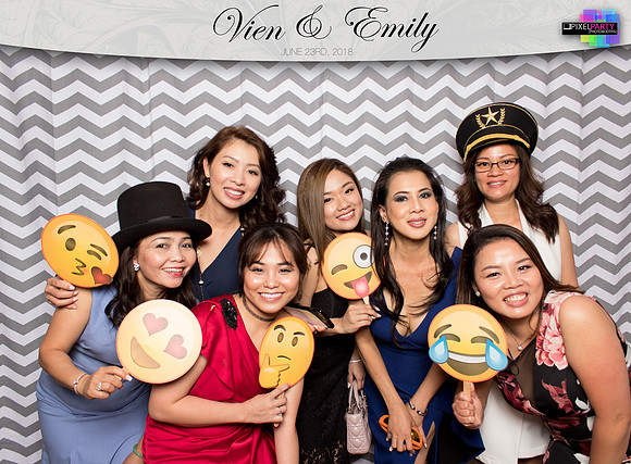 50254 - Emily + Vien Wedding Photobooth 2018