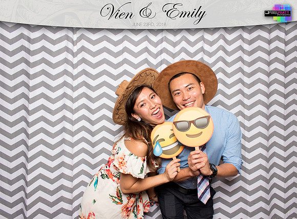 50428 - Emily + Vien Wedding Photobooth 2018