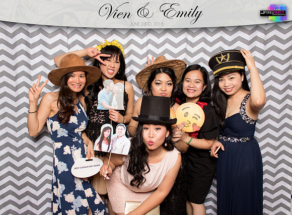 50314 - Emily + Vien Wedding Photobooth 2018