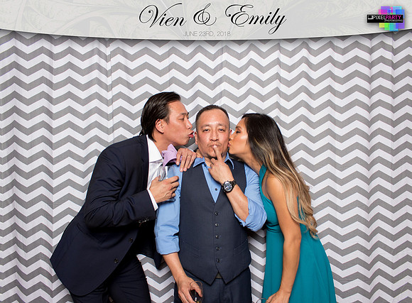50373 - Emily + Vien Wedding Photobooth 2018
