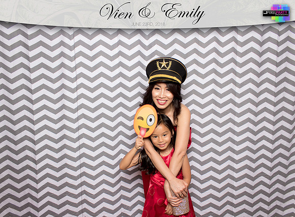 50064 - Emily + Vien Wedding Photobooth 2018