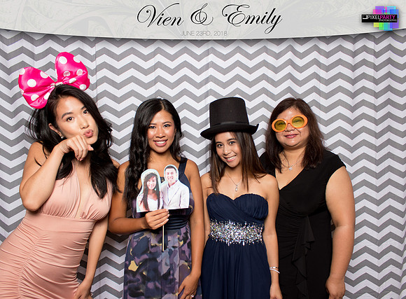 50168 - Emily + Vien Wedding Photobooth 2018