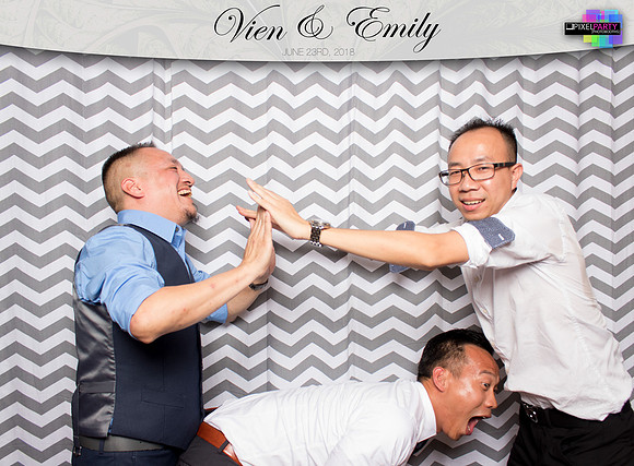 50382 - Emily + Vien Wedding Photobooth 2018