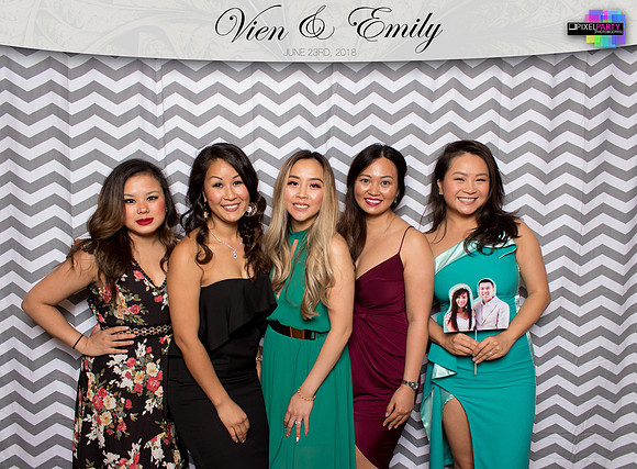 50114 - Emily + Vien Wedding Photobooth 2018