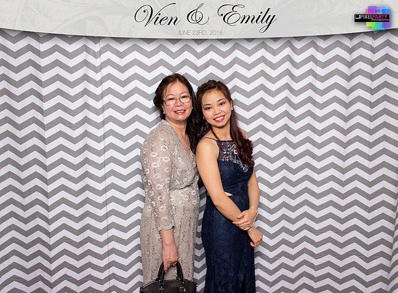 50043 - Emily + Vien Wedding Photobooth 2018