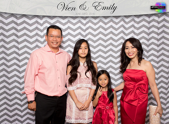 50062 - Emily + Vien Wedding Photobooth 2018