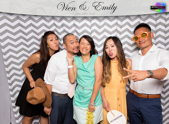 50404 - Emily + Vien Wedding Photobooth 2018