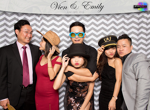 50358 - Emily + Vien Wedding Photobooth 2018