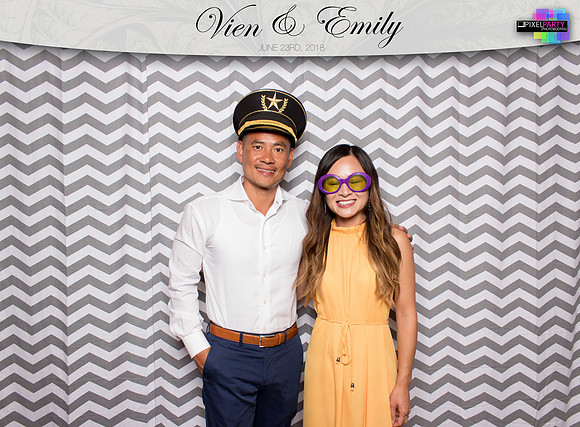 50105 - Emily + Vien Wedding Photobooth 2018