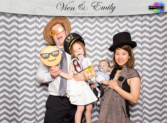 50333 - Emily + Vien Wedding Photobooth 2018