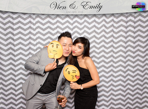 50295 - Emily + Vien Wedding Photobooth 2018