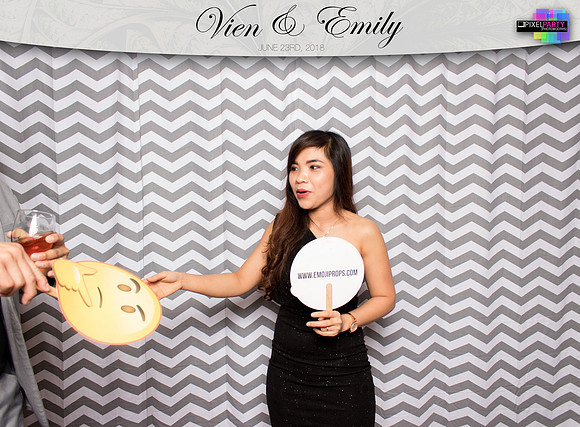 50296 - Emily + Vien Wedding Photobooth 2018