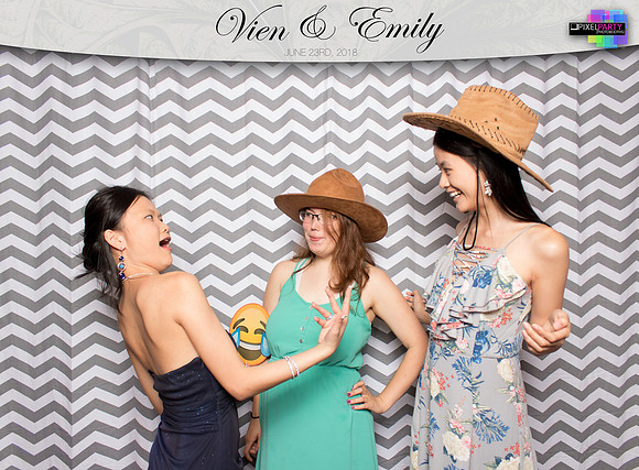 50301 - Emily + Vien Wedding Photobooth 2018