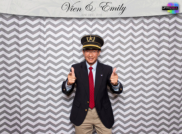 50113 - Emily + Vien Wedding Photobooth 2018