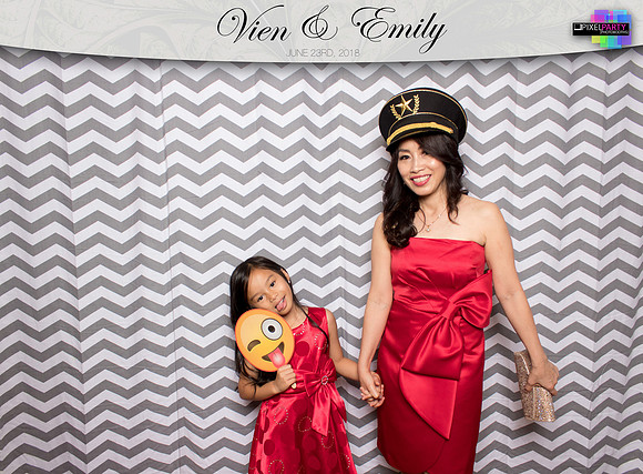 50065 - Emily + Vien Wedding Photobooth 2018