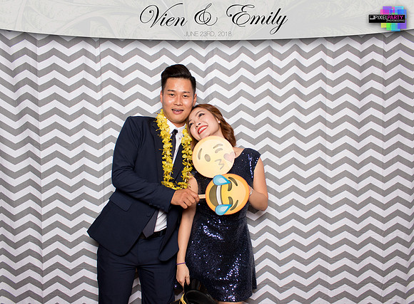 50218 - Emily + Vien Wedding Photobooth 2018
