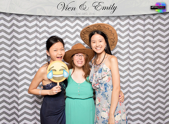 50300 - Emily + Vien Wedding Photobooth 2018