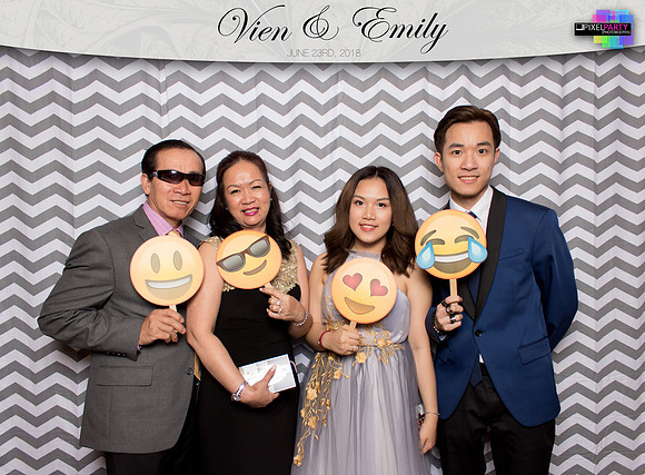 50045 - Emily + Vien Wedding Photobooth 2018