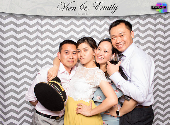 50413 - Emily + Vien Wedding Photobooth 2018