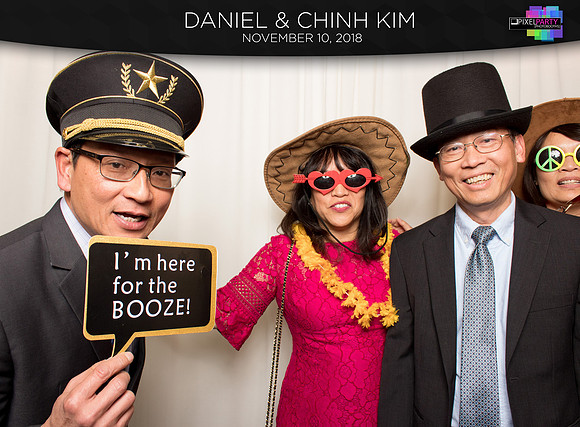 30068 - Chinh + Daniel Wedding Photobooth 2018