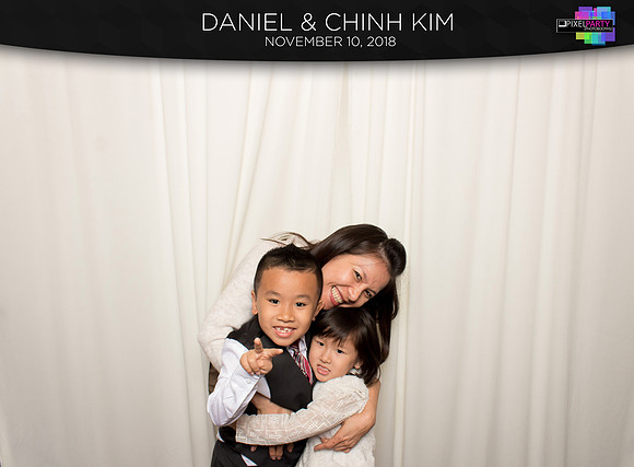 30050 - Chinh + Daniel Wedding Photobooth 2018