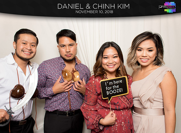 30187 - Chinh + Daniel Wedding Photobooth 2018