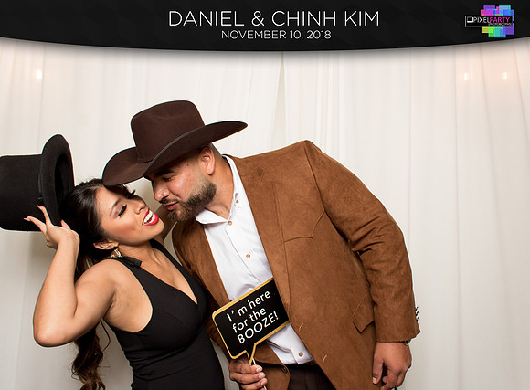 30111 - Chinh + Daniel Wedding Photobooth 2018