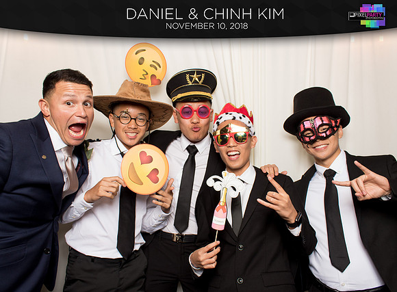 30148 - Chinh + Daniel Wedding Photobooth 2018