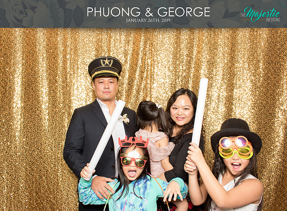 30421 - Phuong + George Wedding Photobooth 2019
