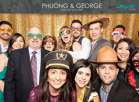 30113 - Phuong + George Wedding Photobooth 2019