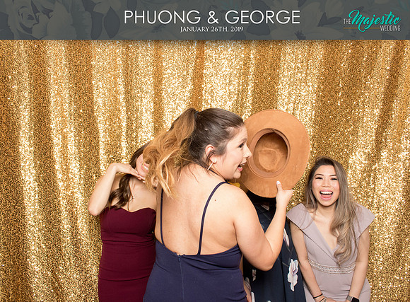 30168 - Phuong + George Wedding Photobooth 2019