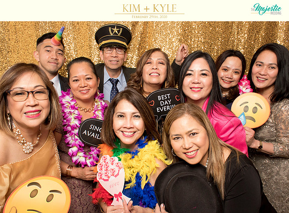 20054 - Kim + Kyle Wedding Photosbooth 2020