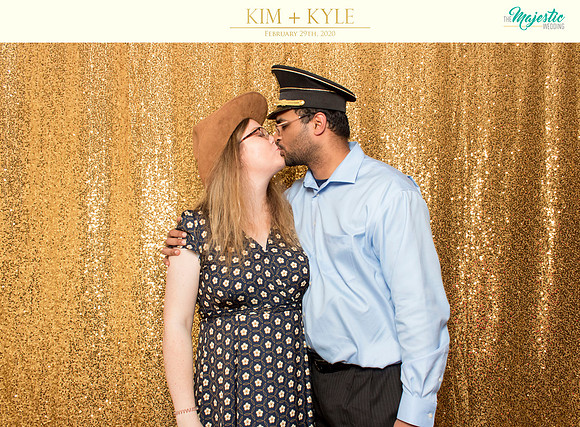 20043 - Kim + Kyle Wedding Photosbooth 2020