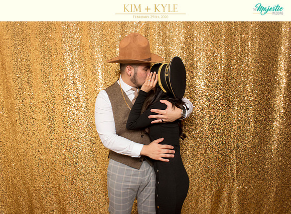 20147 - Kim + Kyle Wedding Photosbooth 2020