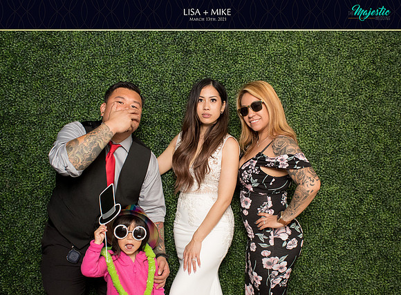 20221 - Lisa + Mike Wedding Photobooth 2021