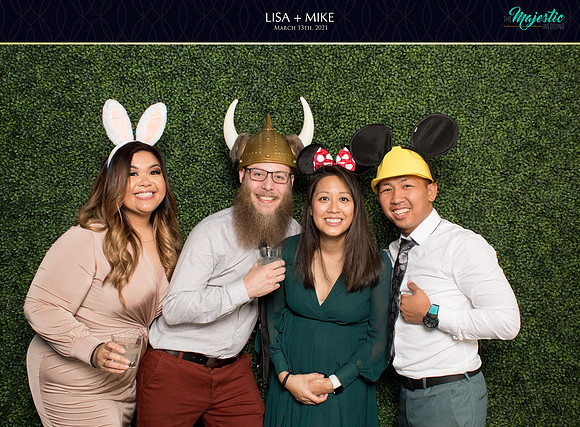 20012 - Lisa + Mike Wedding Photobooth 2021